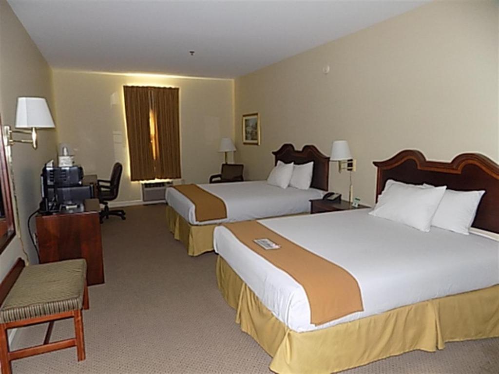 Plantation Oaks Hotel Millington Eksteriør billede