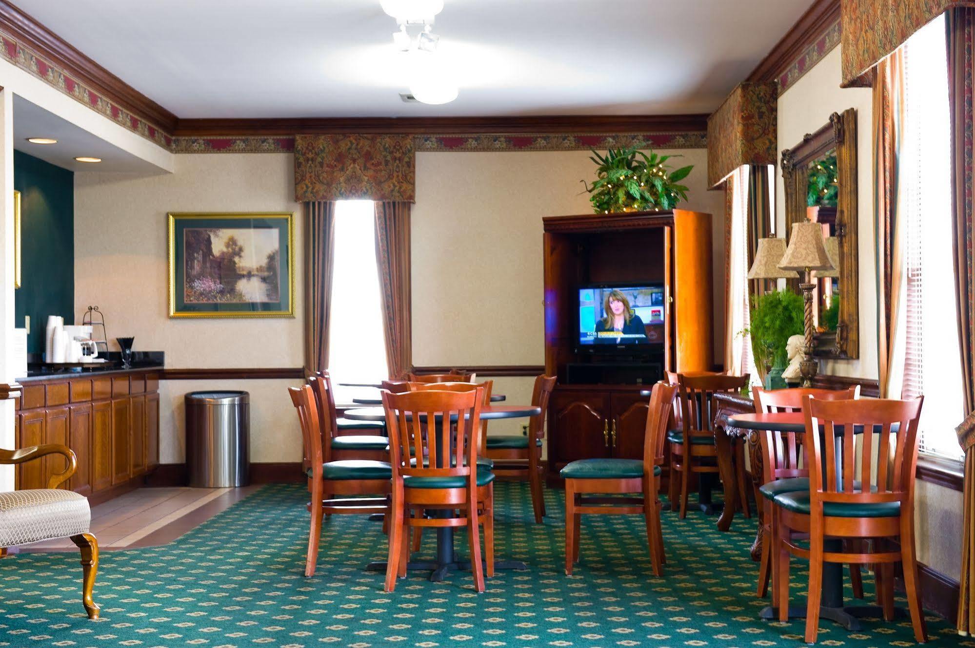 Plantation Oaks Hotel Millington Eksteriør billede