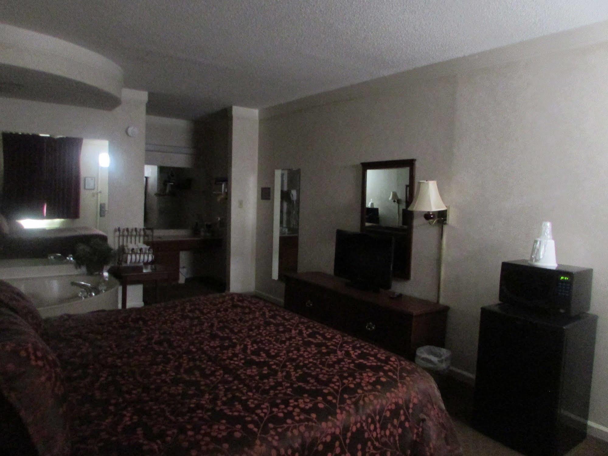 Plantation Oaks Hotel Millington Eksteriør billede
